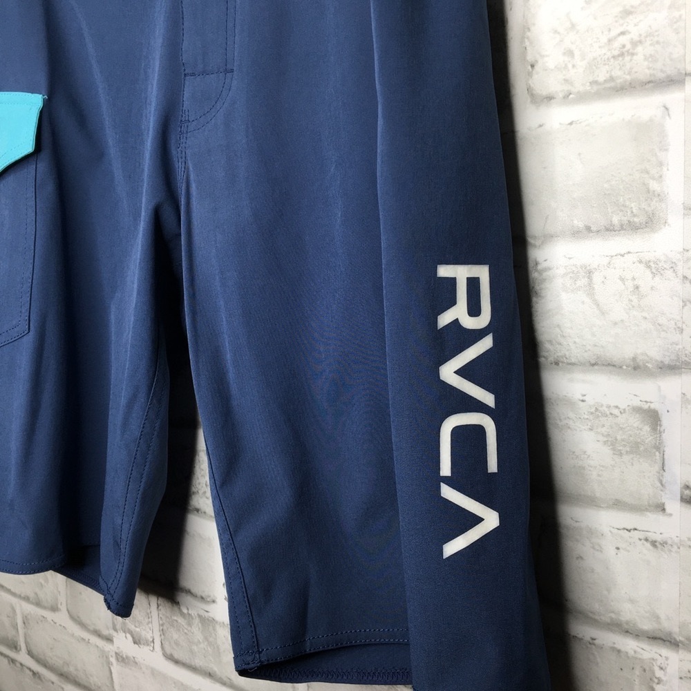 RVCA Board Shorts NWOT Size 30